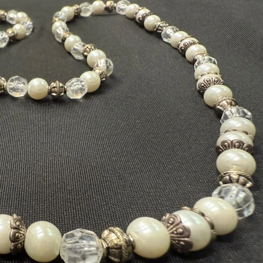 Cream Beaded Necklace with Crystal Accents